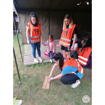Excursie-drumetie de o zi "Survival Games", la Busteni #childrentour
