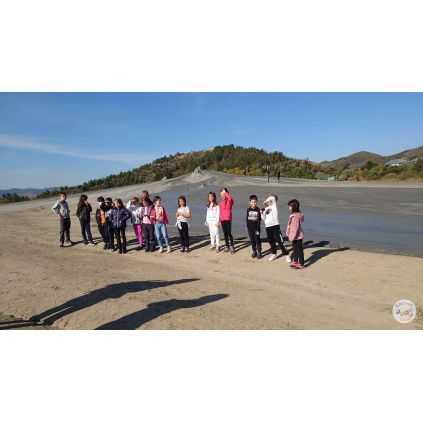 Excursie de o zi la Herghelia Cislau-Tabara de Sculptura Magura-Vulcanii Noroiosi #childrentour