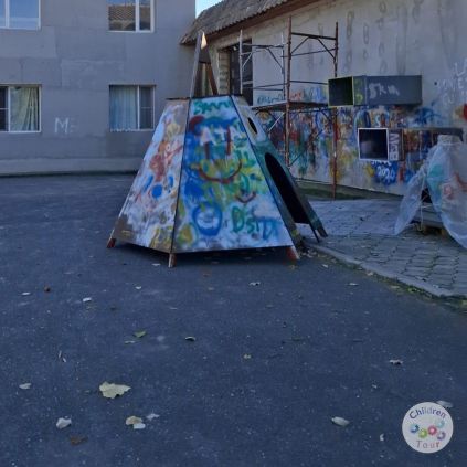 Excursie ‘Graffiti Wall & Car Painting’ la Urziceni cu activitati incluse #childrentour